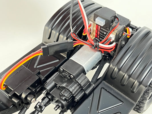 CR18P Evo Rock Van 4x4 RTR，选择颜色