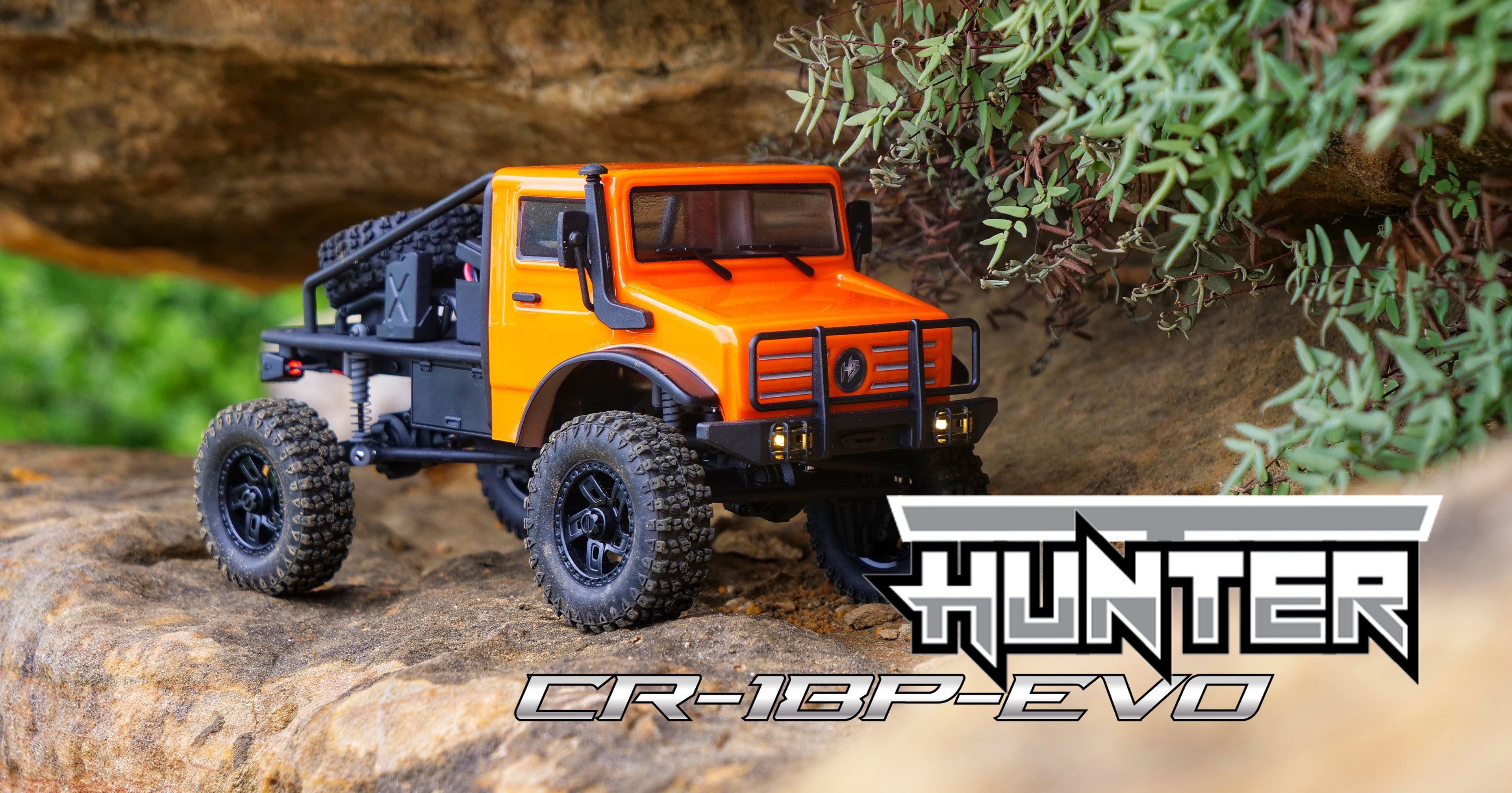 加载视频：Hobby Plus CR18P Evo Trail Hunter 1/18 攀岩车 RTR 带门式车轴