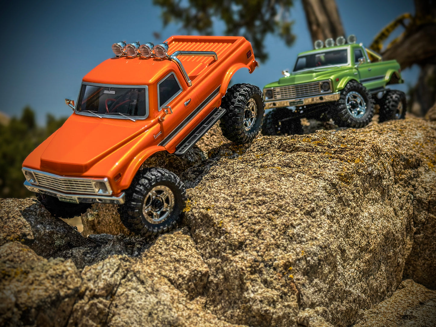 CR18P EVO V2 Convoy, Brushed, 4x4 RTR Trail Crawler, Choose Color